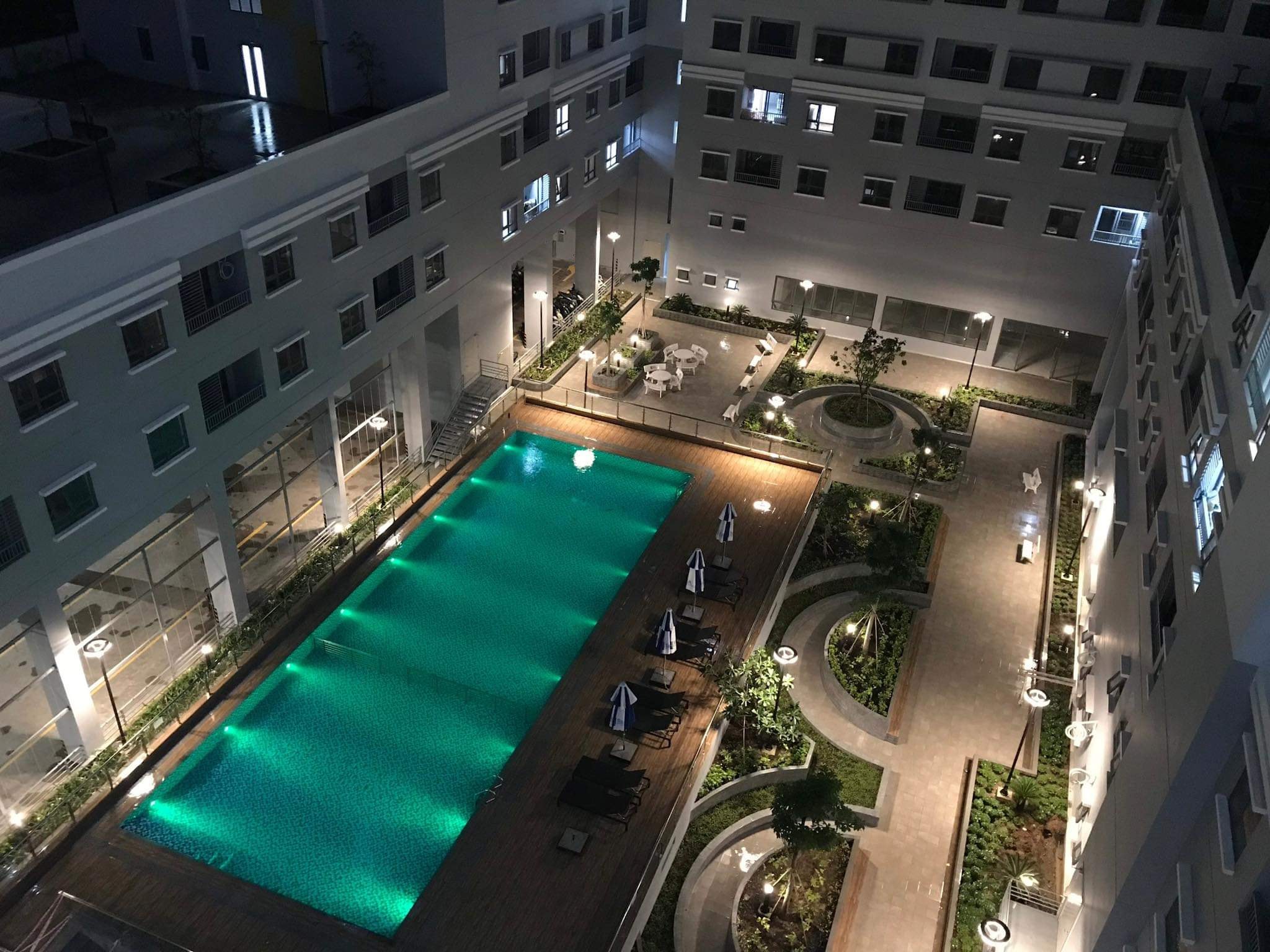 Hồ bơi của khu chung cư Fresca Riverside